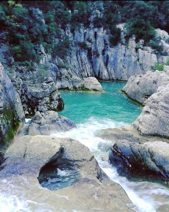 Vila Maison Climatisee Avec Piscine Chauffee Cazilhac  Exteriér fotografie